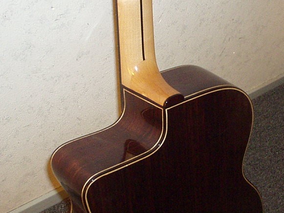 Maple neck and heel 